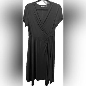 Nina black dress, NWT,L
